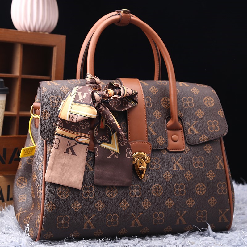 Light luxury brand women's bag - đánh giá và giá Women Bags In Sale