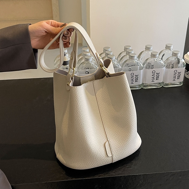 Hasp New Bucket Tote Bags Soli - đánh giá và giá Women Bags In Sale
